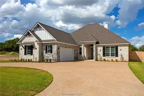 1616 Bennett St, Bryan, TX 77802 photo 3