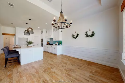 1616 Bennett St, Bryan, TX 77802 photo 9