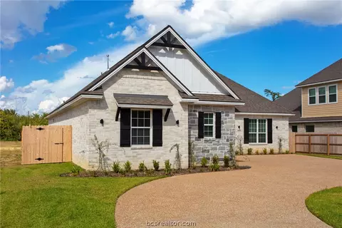 1616 Bennett St, Bryan, TX 77802 photo 2