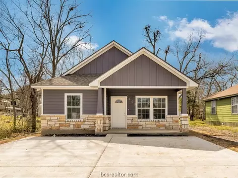 1409 B East 25th St, Bryan, TX 77803 photo 1