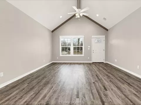 1409 B East 25th St, Bryan, TX 77803 photo 5