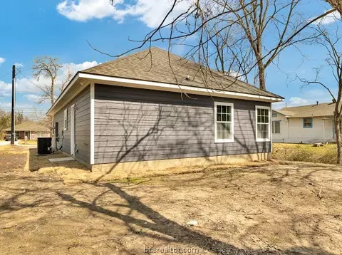 1409 B East 25th St, Bryan, TX 77803 photo 23