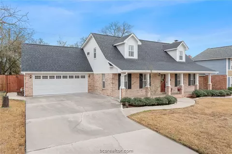 5808 Knightsbridge Ln, Bryan, TX 77802 photo 2