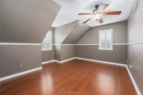 5808 Knightsbridge Ln, Bryan, TX 77802 photo 18