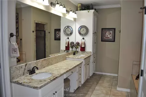 5701 Easterling Dr, Bryan, TX 77808 photo 20