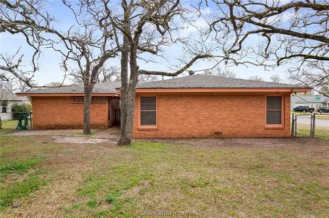 4208 Milam St, Bryan, TX 77801 photo 31