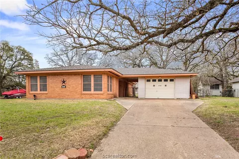 4208 Milam St, Bryan, TX 77801 photo 3