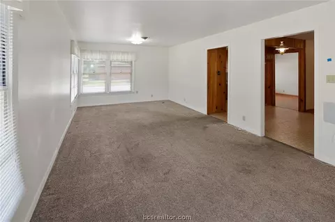 4208 Milam St, Bryan, TX 77801 photo 15