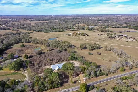 10303 Cobb Rd, Bryan, TX 77808 photo 32