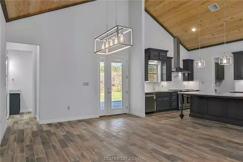 10303 Cobb Rd, Bryan, TX 77808 photo 12