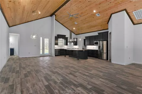 10303 Cobb Rd, Bryan, TX 77808 photo 11