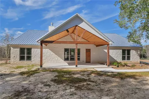 10303 Cobb Rd, Bryan, TX 77808 photo 1