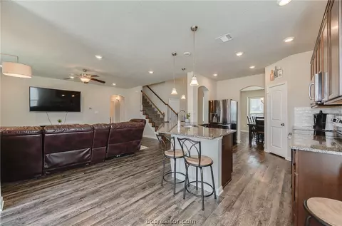 2001 Markley Dr, Bryan, TX 77807 photo 11