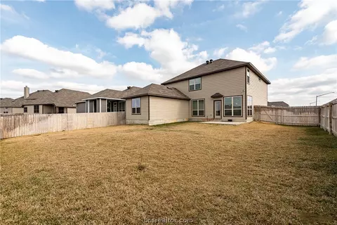 2001 Markley Dr, Bryan, TX 77807 photo 28