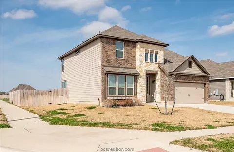 2001 Markley Dr, Bryan, TX 77807 photo 3