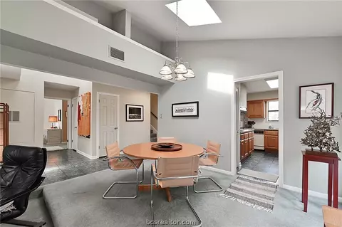 2913 Burning Tree Ct, Bryan, TX 77802 photo 6