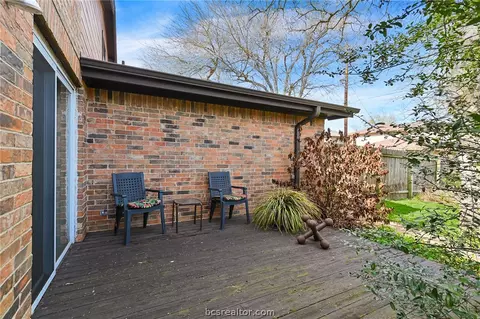 2913 Burning Tree Ct, Bryan, TX 77802 photo 18