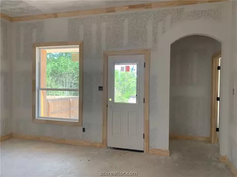 2121 Mountain Wind Loop, Bryan, TX 77807 photo 4