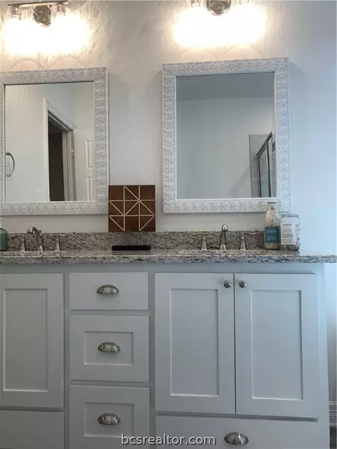 2121 Mountain Wind Loop, Bryan, TX 77807 photo 13