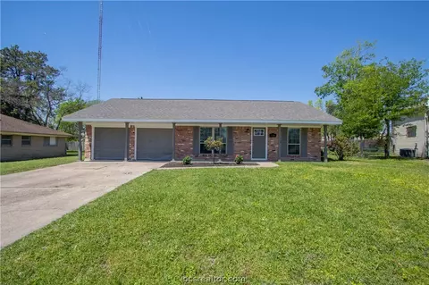 1110 Dona Dr, Bryan, TX 77802 photo 1