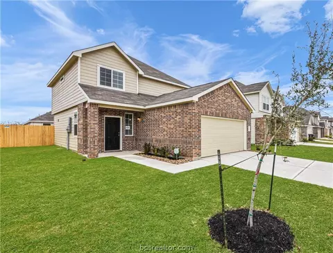 973 Crossing Dr, Bryan, TX 77803 photo 1