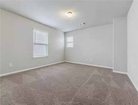 973 Crossing Dr, Bryan, TX 77803 photo 12
