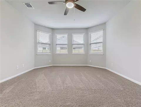 973 Crossing Dr, Bryan, TX 77803 photo 6