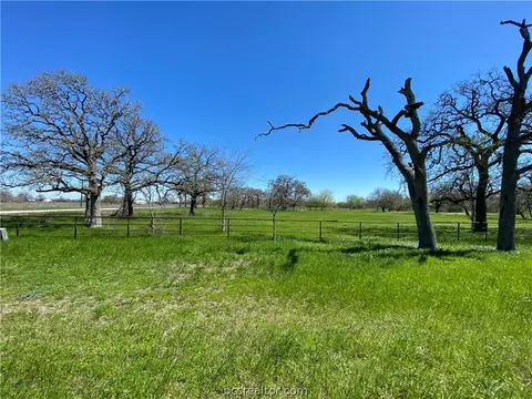 10724 Forsthoff Dr, Bryan, TX 77808 photo 1