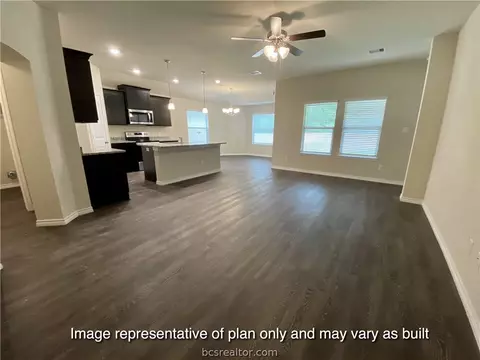 1971 Cartwright St, Bryan, TX 77807 photo 3