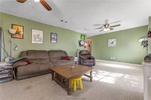 2408 Mchaney Dr, Bryan, TX 77803 photo 5