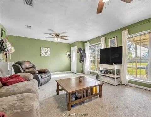 2408 Mchaney Dr, Bryan, TX 77803 photo 6