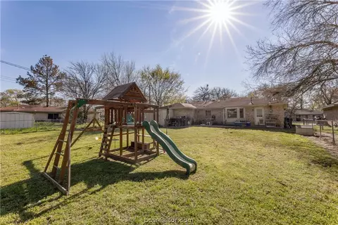 2408 Mchaney Dr, Bryan, TX 77803 photo 19