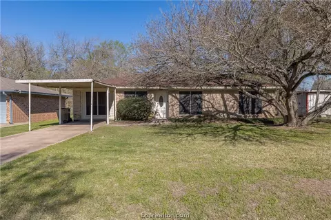 2408 Mchaney Dr, Bryan, TX 77803 photo 1