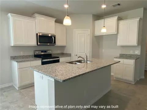 1982 Thorndyke Ln, Bryan, TX 77807 photo 5