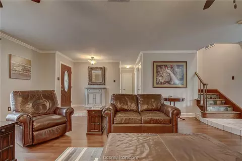 3513 Parkway Ter, Bryan, TX 77802 photo 9