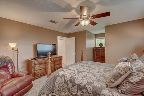 3513 Parkway Ter, Bryan, TX 77802 photo 38