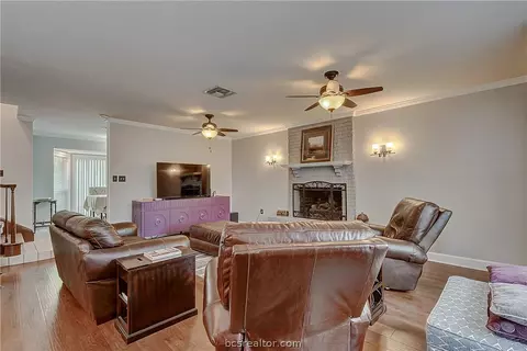 3513 Parkway Ter, Bryan, TX 77802 photo 4
