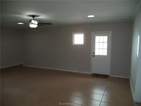 707 Avondale, Bryan, TX 77802 photo 13