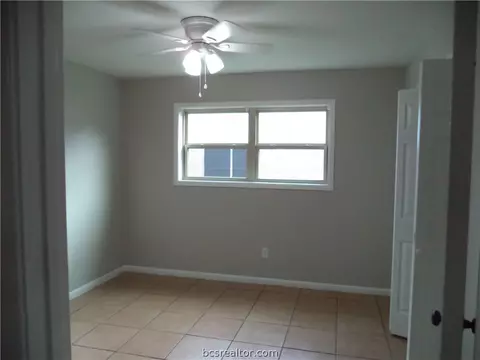 707 Avondale, Bryan, TX 77802 photo 16