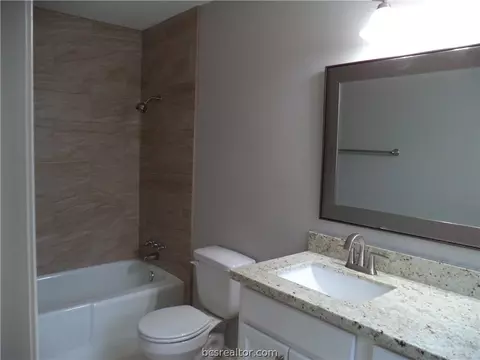 707 Avondale, Bryan, TX 77802 photo 21
