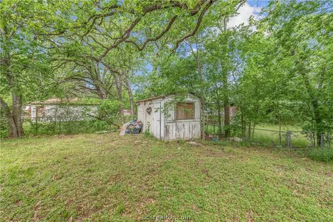2313 Sandy Ln, Bryan, TX 77801 photo 9