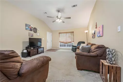 4511 Augusta Dr, Bryan, TX 77803 photo 5