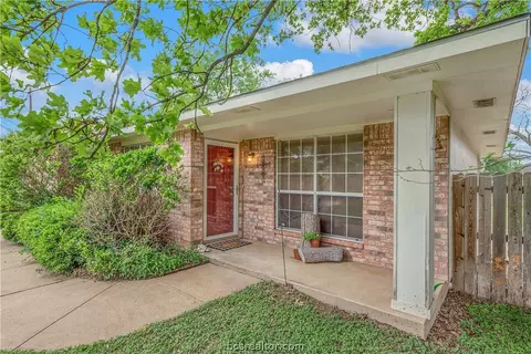 4511 Augusta Dr, Bryan, TX 77803 photo 2