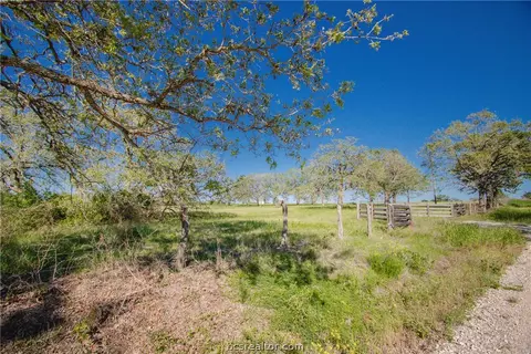5837 Cr 140, Caldwell, TX 77836 photo 21