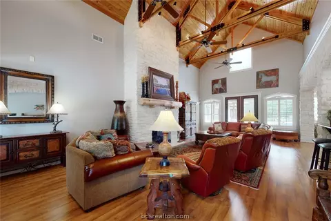 9475 Weedon Loop, Bryan, TX 77808 photo 8