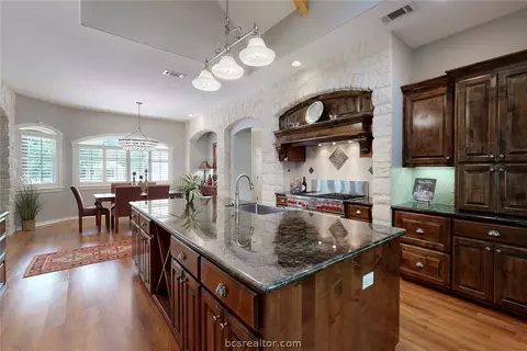 9475 Weedon Loop, Bryan, TX 77808 photo 12