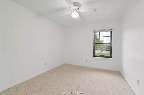 3820 Brockhampton Dr, Bryan, TX 77802 photo 5