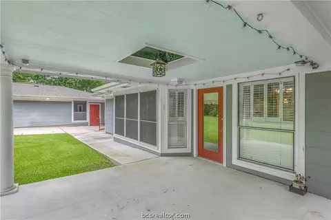 410 Brookside Dr E, Bryan, TX 77801 photo 33