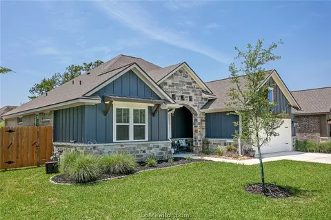 2967 Archer Dr, Bryan, TX 77808 photo 3