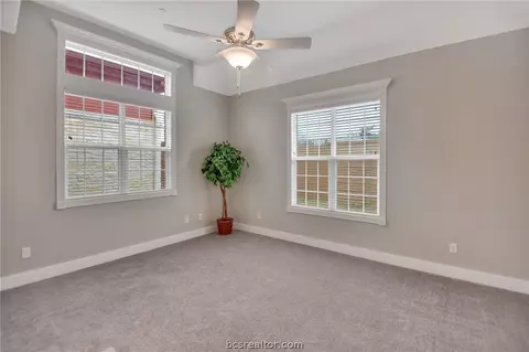 4102 S Texas Ave, Bryan, TX 77802 photo 6